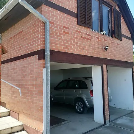 Villa House 33