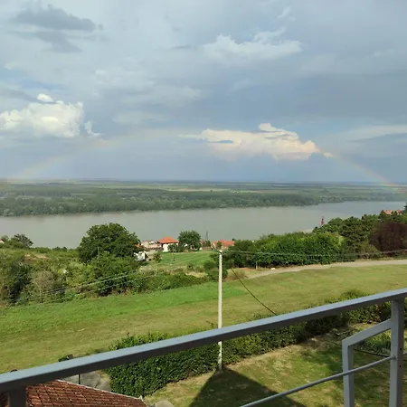 House 33 Stari Slankamen