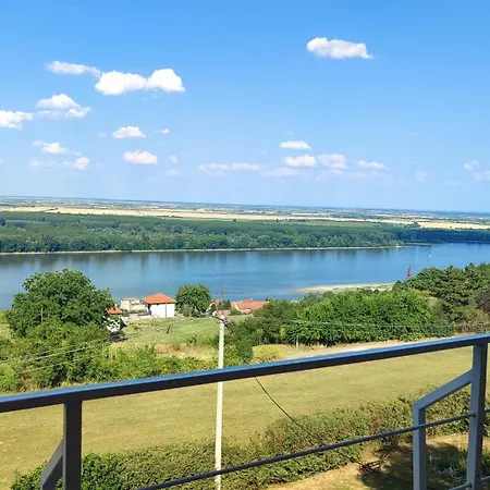 House 33 Βίλα Stari Slankamen