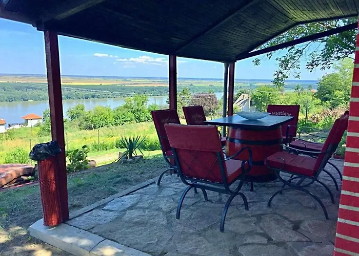 House 33 Willa Stari Slankamen