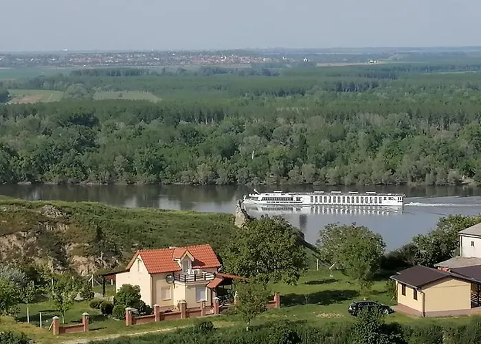 Willa House 33 Stari Slankamen