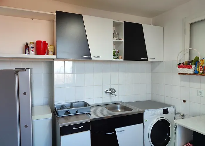 House 33 Stari Slankamen