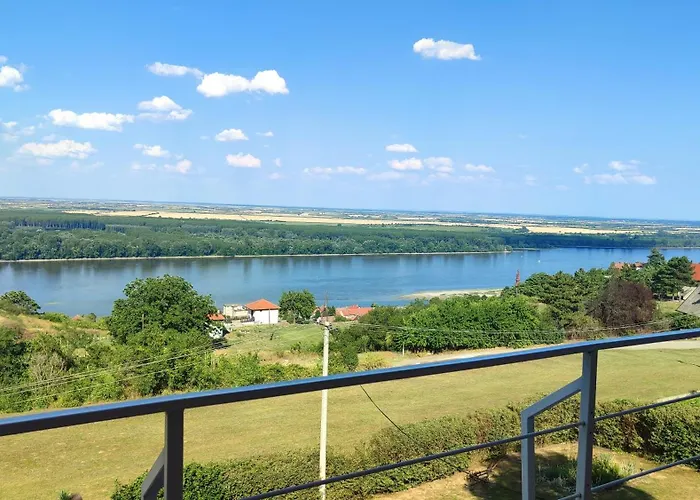 House 33 Villa Stari Slankamen